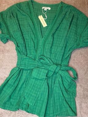 NWT MAX STUDIO Kelly Green Tie-Front Blouse Size S